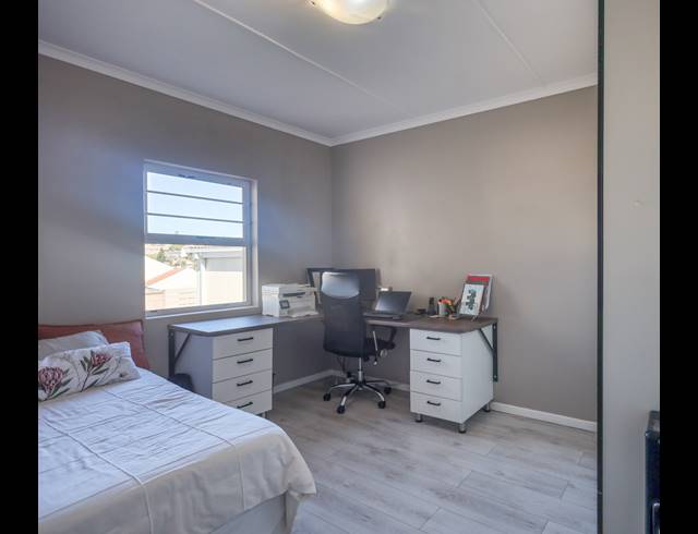 3 BEDROOM TOWNHOUSE FOR SALE IN BEACON BAY